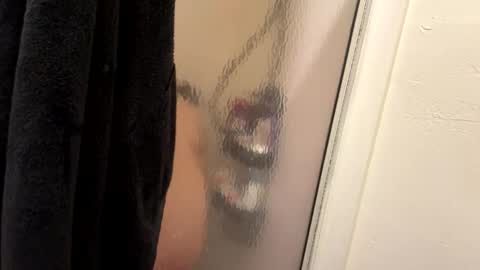 Snapshot of xoxoalizehibaby chatting on November 2025 04:52:01 PM xoxoalizehibaby online show from November 2025 04:52:01 PM