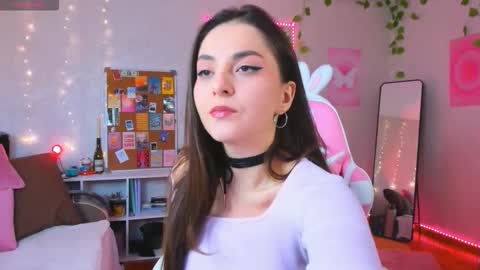 lunaria online show from November 2025 03:16:02 AM