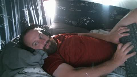 Red online show from January 2025 04:55:01 AM