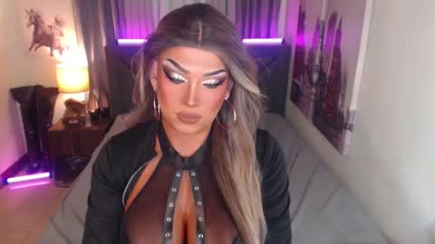 Cattaleya online show from March 2025 01:05:02 PM