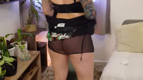 Snapshot of xspacebluex chatting on February 2026 06:42:01 PM Blue online show from February 2026 06:42:01 PM