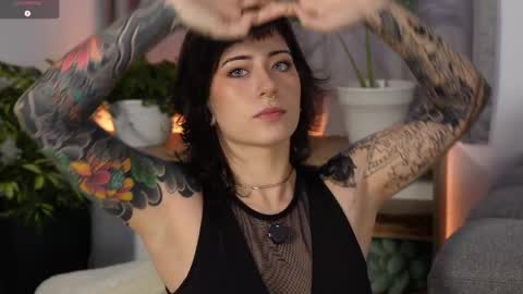 Blue online show from April 2026 10:01:02 PM