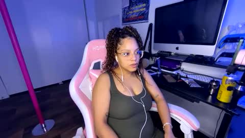 xStarGazingx online show from January 2026 07:02:02 AM