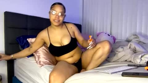 Snapshot of xstargazingx chatting on April 2026 07:55:03 AM xStarGazingx online show from April 2026 07:55:03 AM
