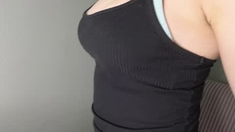 xteeenx online show from January 2025 05:09:01 AM