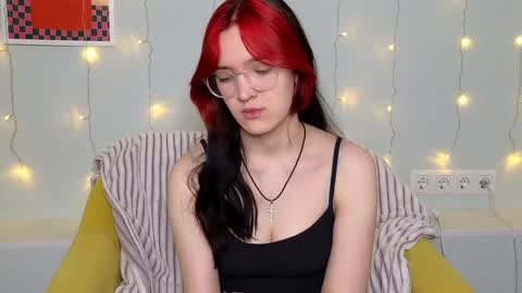 xteeenx online show from February 2025 02:22:02 AM