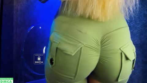 Snapshot of xteona chatting on October 2025 10:57:02 AM xteona online show from October 2025 10:57:02 AM