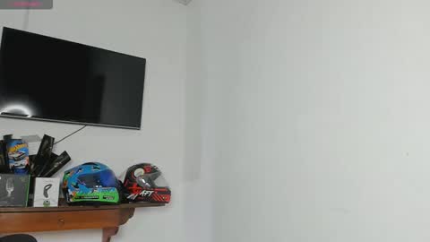 Stipp3r online show from November 2025 10:52:02 AM