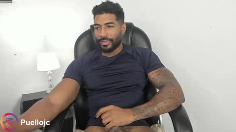 Snapshot of xtipp3r chatting on April 2026 11:08:02 AM Stipp3r online show from April 2026 11:08:02 AM