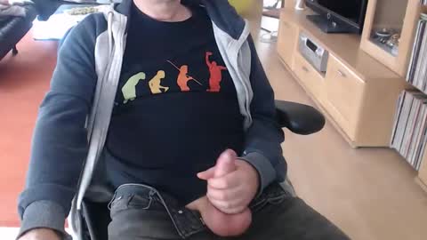 xtommix69 online show from October 2025 12:04:02 PM