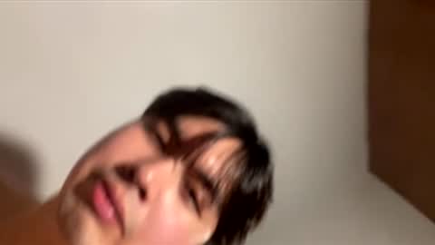 Snapshot of xunekah chatting on December 2025 05:24:02 AM Kyle online show from December 2025 05:24:02 AM