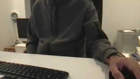 Snapshot of xxberlin_1976xx chatting on December 2024 07:40:01 AM Sally  Alex online show from December 2024 07:40:01 AM