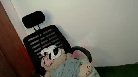 Snapshot of xxcandy_lust chatting on January 2025 12:55:01 PM xxcandy lust online show from January 2025 12:55:01 PM