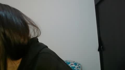 Cody  Akali online show from April 2026 11:21:03 PM