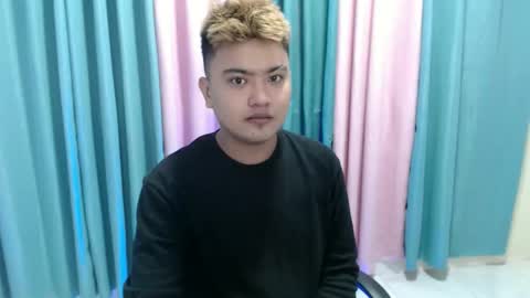 Loyd online show from November 2025 01:22:01 PM