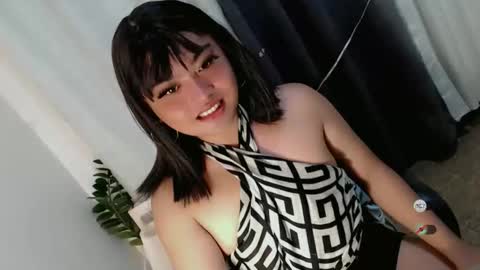 Snapshot of xxhotloyd_cummerx chatting on May 2026 06:09:01 PM Loyd online show from May 2026 06:09:01 PM