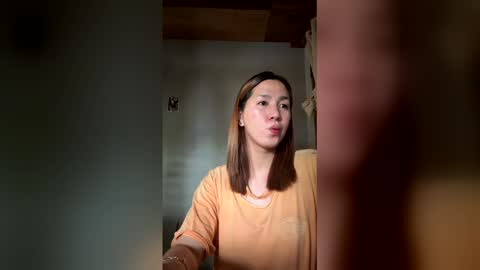 Snapshot of xxinnocentbellaxx chatting on February 2026 07:04:02 AM Dyanna Zulla online show from February 2026 07:04:02 AM