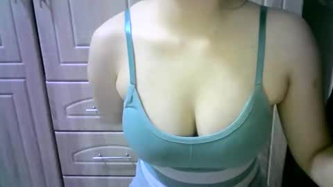 Snapshot of xxjazminexx chatting on October 2025 12:05:01 PM xxjazminexx online show from October 2025 12:05:01 PM