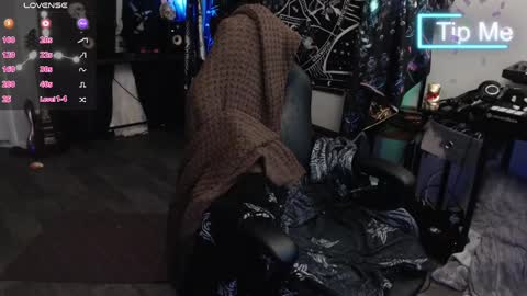 Lilith online show from March 2025 05:05:02 AM