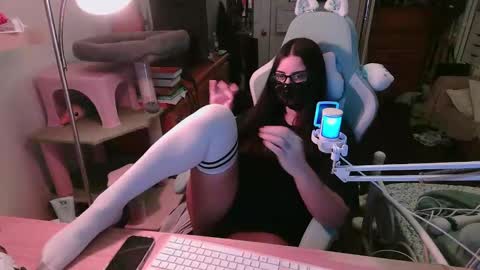 coco online show from November 2025 04:43:02 AM