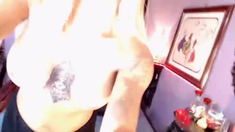 Snapshot of xxqueenofperfectionxx chatting on January 2025 11:01:02 PM urperfection kelly online show from January 2025 11:01:02 PM