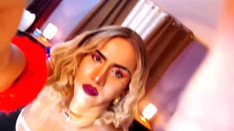 Snapshot of xxqueenofperfectionxx chatting on January 2025 03:45:01 PM urperfection kelly online show from January 2025 03:45:01 PM