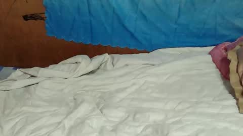 Snapshot of xxshantal chatting on September 2025 06:04:02 AM xxshantal online show from September 2025 06:04:02 AM