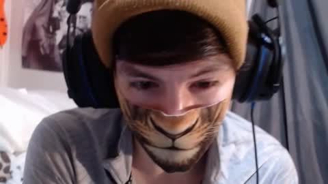 Snapshot of xxwhitefoxx chatting on October 2025 10:16:02 AM David Fox online show from October 2025 10:16:02 AM