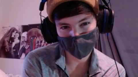 Snapshot of xxwhitefoxx chatting on October 2025 02:59:01 AM David Fox online show from October 2025 02:59:01 AM