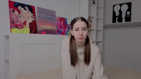 Eva online show from February 2026 04:33:02 AM