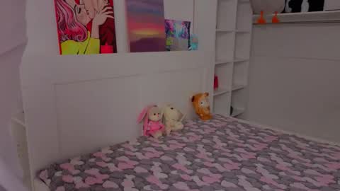 Eva online show from March 2026 12:23:02 AM