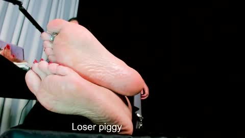 Mistress Scarlet Igmiss scarlet978 online show from May 2026 06:00:02 AM