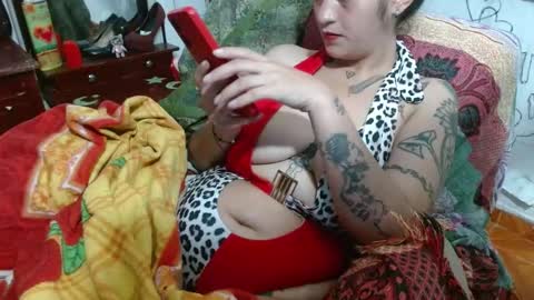 Snapshot of xxx_morena chatting on February 2025 06:07:01 AM   LILI  online show from February 2025 06:07:01 AM