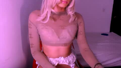 Snapshot of xxxanonymousloverxxx chatting on November 2025 05:07:02 AM Chiara online show from November 2025 05:07:02 AM