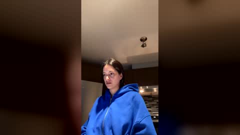 Lola online show from May 2026 09:28:01 AM