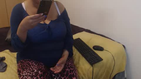 Ayanda online show from September 2025 06:52:01 PM