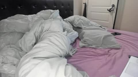 Danielle online show from March 2025 08:00:01 PM