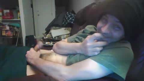 Snapshot of xxxfredmtlxxx chatting on January 2025 11:04:01 PM xxfredmtl18xx online show from January 2025 11:04:01 PM