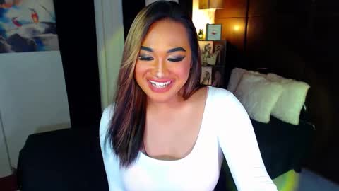 Snapshot of xxxgiganticoliviacummerxxx chatting on December 2024 02:28:02 AM OLIVIA online show from December 2024 02:28:02 AM