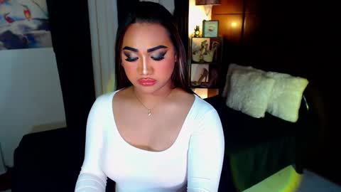 Snapshot of xxxgiganticoliviacummerxxx chatting on December 2024 02:44:01 PM OLIVIA online show from December 2024 02:44:01 PM