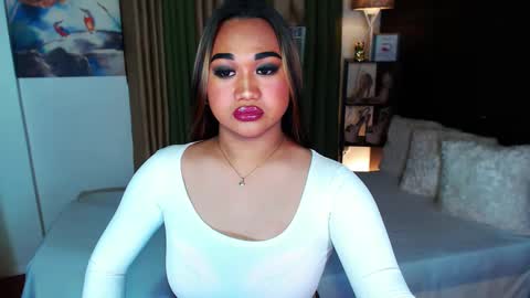 Snapshot of xxxgiganticoliviacummerxxx chatting on January 2025 12:15:02 PM OLIVIA online show from January 2025 12:15:02 PM