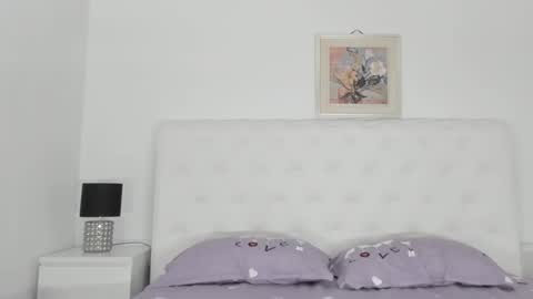 Elvira online show from February 2025 04:30:02 AM