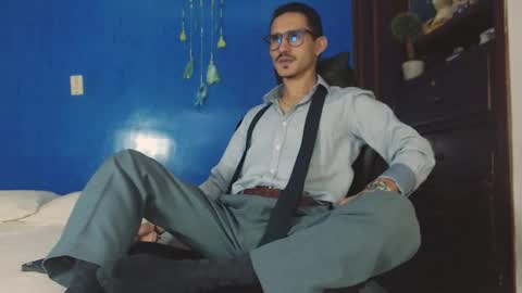 Kev online show from October 2025 07:59:01 PM