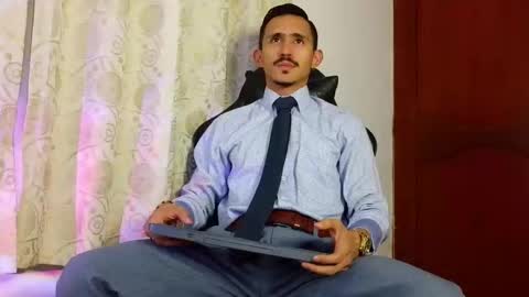 Kev online show from May 2026 07:33:01 PM