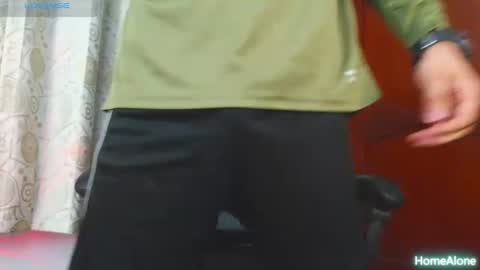 Snapshot of xxxhome_alonexxx chatting on June 2026 07:48:01 PM Kev online show from June 2026 07:48:01 PM