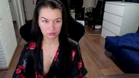 Alisa online show from March 2025 10:32:01 PM