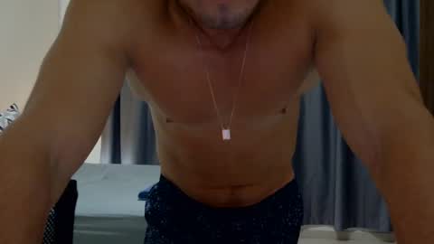 Snapshot of xxxmusclebigcockxxx chatting on February 2025 01:42:01 AM xxxmusclebigcockxxx online show from February 2025 01:42:01 AM