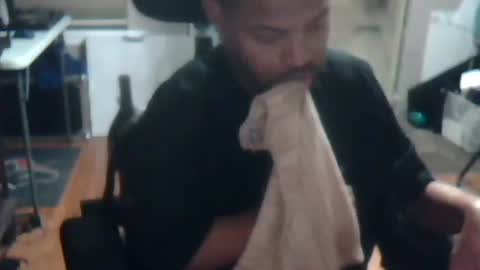 xxxonwheelz online show from December 2025 12:29:01 AM