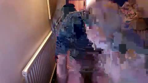 Snapshot of xxxwjs2014 chatting on February 2025 06:10:02 AM big cock uncut online show from February 2025 06:10:02 AM