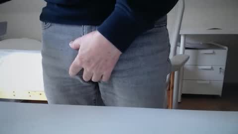 Snapshot of xxxxhardyxxxx chatting on November 2025 01:12:02 PM xxxxhardyxxxx online show from November 2025 01:12:02 PM